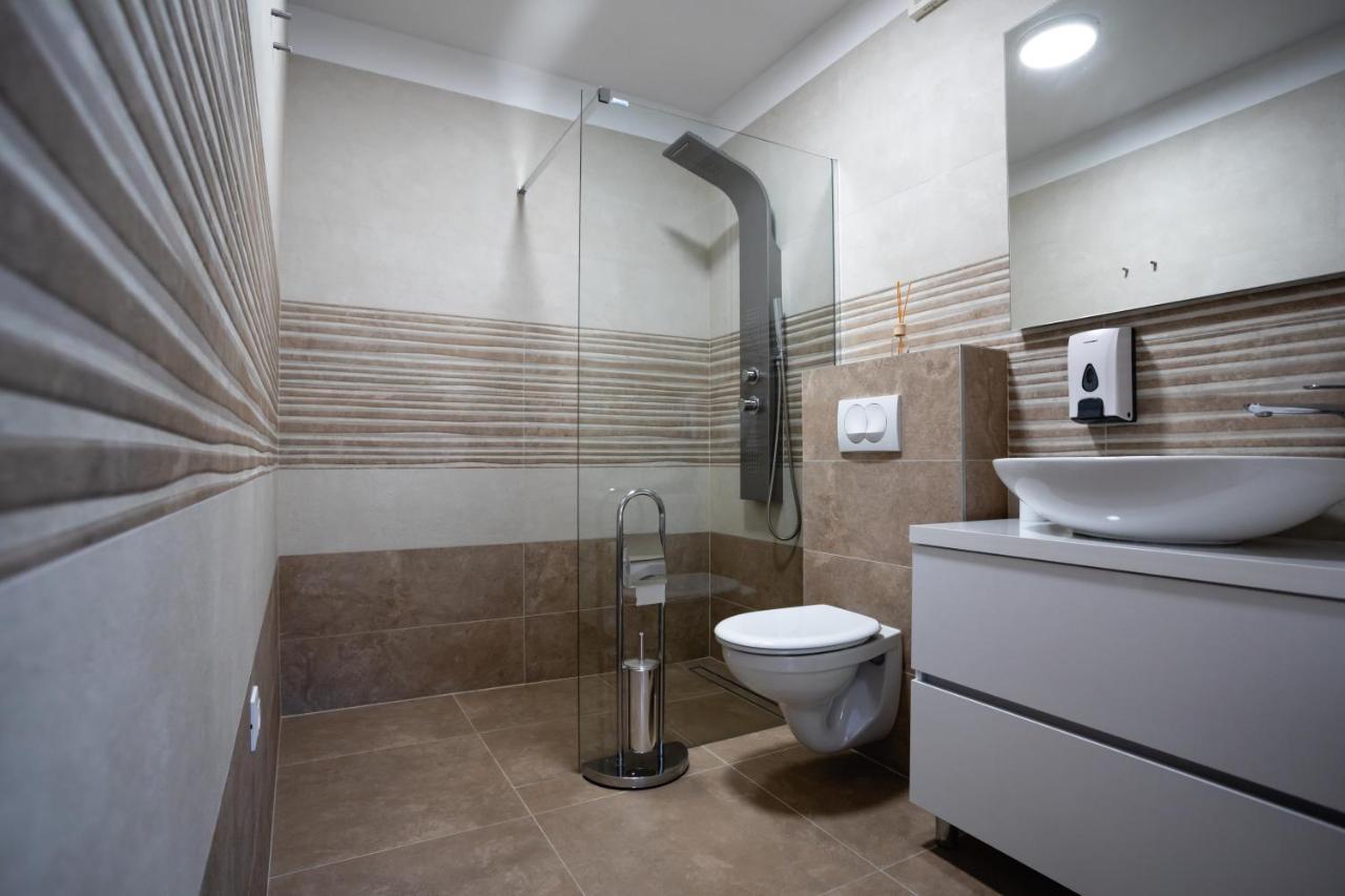 Villas Alfa & Omega Klis Kültér fotó