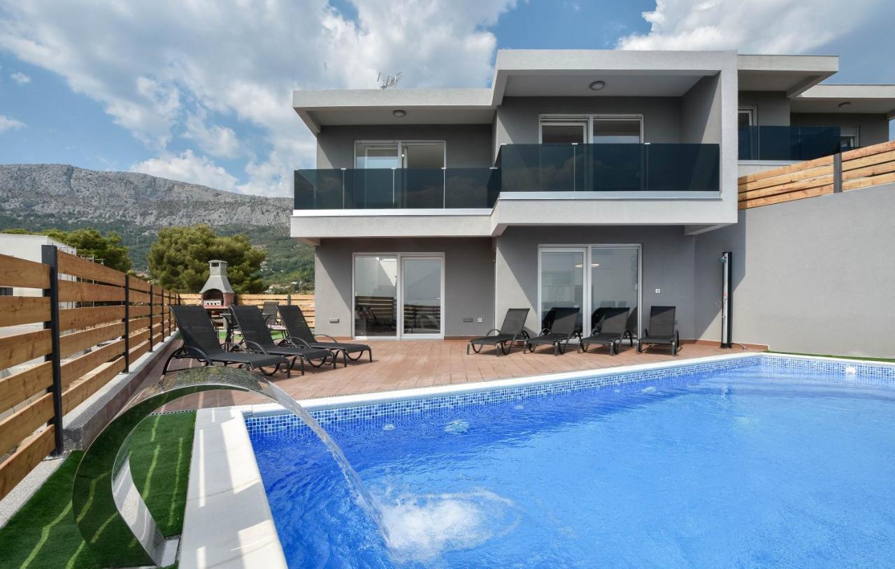 Villas Alfa & Omega Klis Kültér fotó