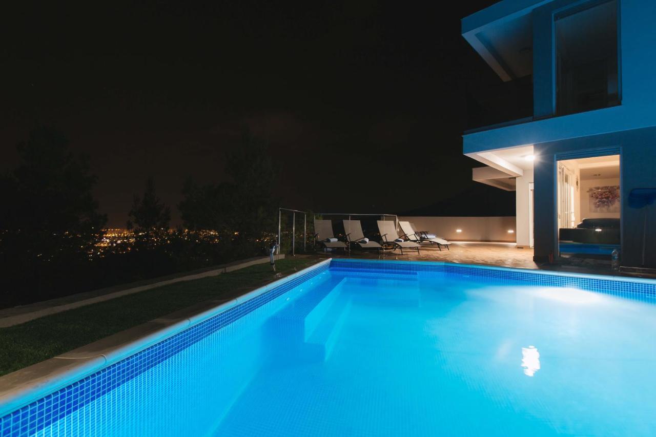 Villas Alfa & Omega Klis Kültér fotó